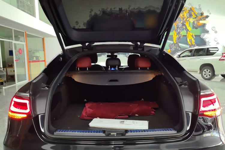 Used Mercedes-Benz GLC Coupe 2020 GLC 260 4MATIC Coupe SUV Trunk