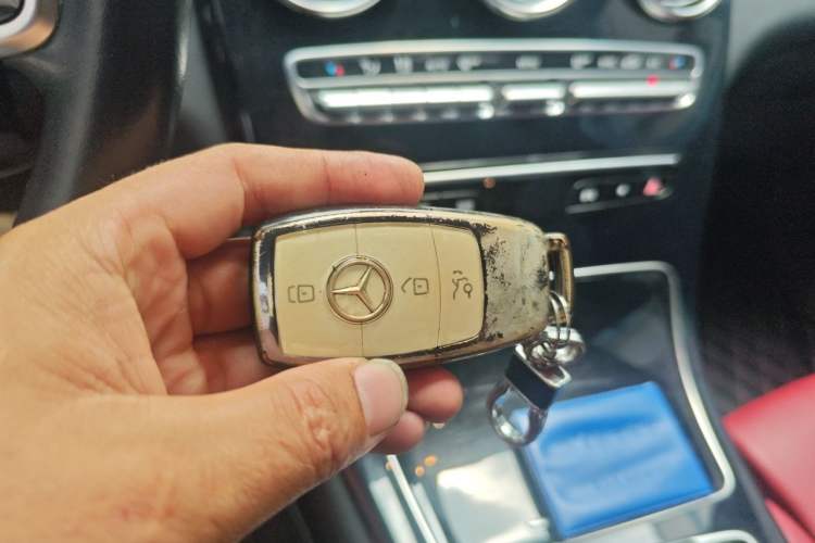 Used Mercedes-Benz GLC Coupe 2020 GLC 260 4MATIC Coupe SUV Vehicle Key