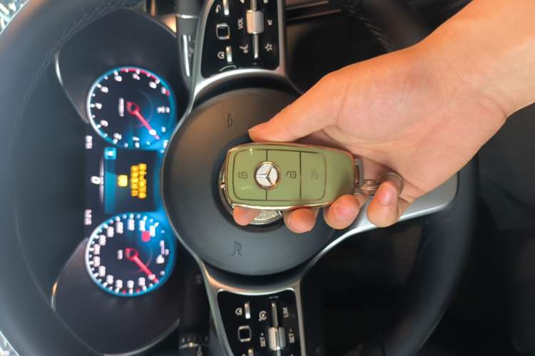 Used Mercedes-Benz GLC Coupe 2020 GLC 300 4MATIC Coupe SUV Vehicle Key