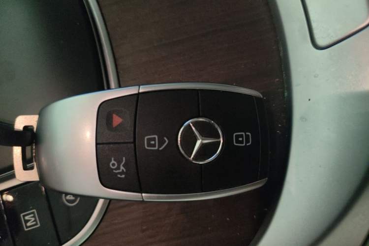 Used Mercedes-Benz GLC Coupe  Vehicle Key