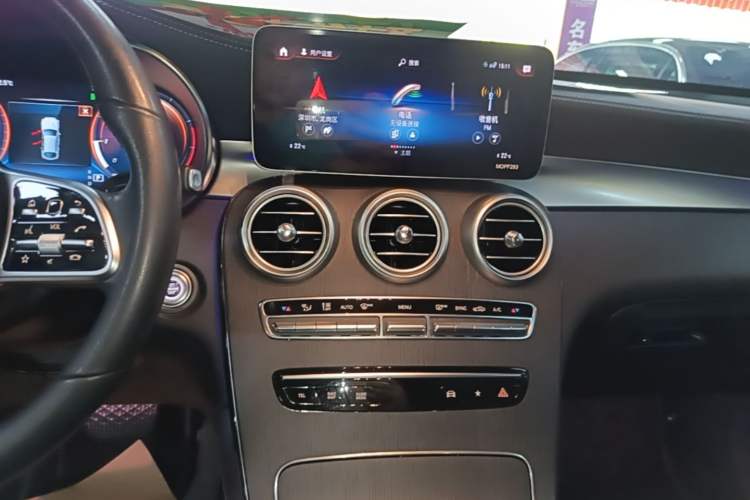 Used Mercedes-Benz GLC Coupe 2020 GLC 300 4MATIC Coupe SUV Audio And AC Panel