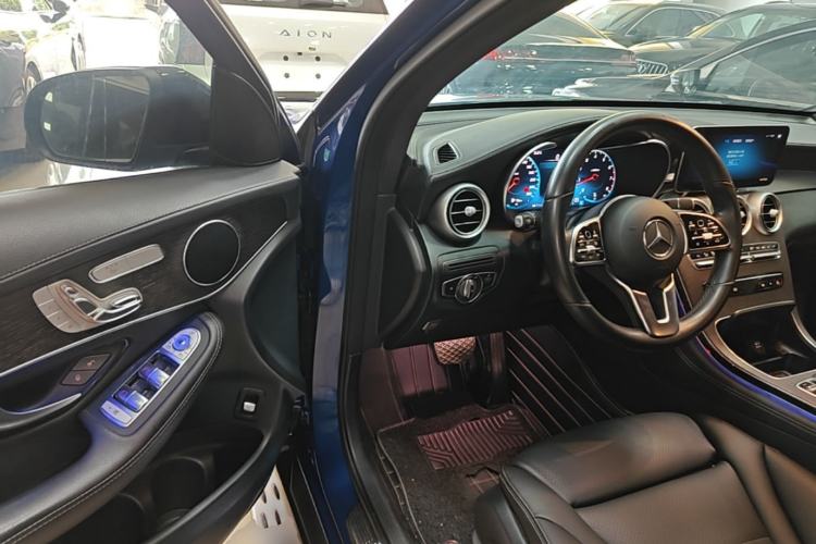 Used Mercedes-Benz GLC Coupe 2020 GLC 300 4MATIC Coupe SUV Driver Seat