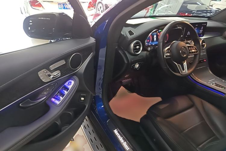 Used Mercedes-Benz GLC Coupe 2020 GLC 300 4MATIC Coupe SUV Driver Seat