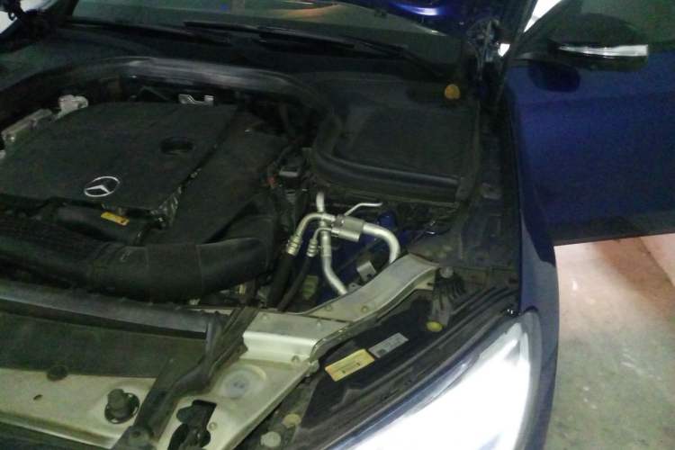 Used Mercedes-Benz GLC Coupe 2020 GLC 260 4MATIC Coupe SUV Engine Bay Left