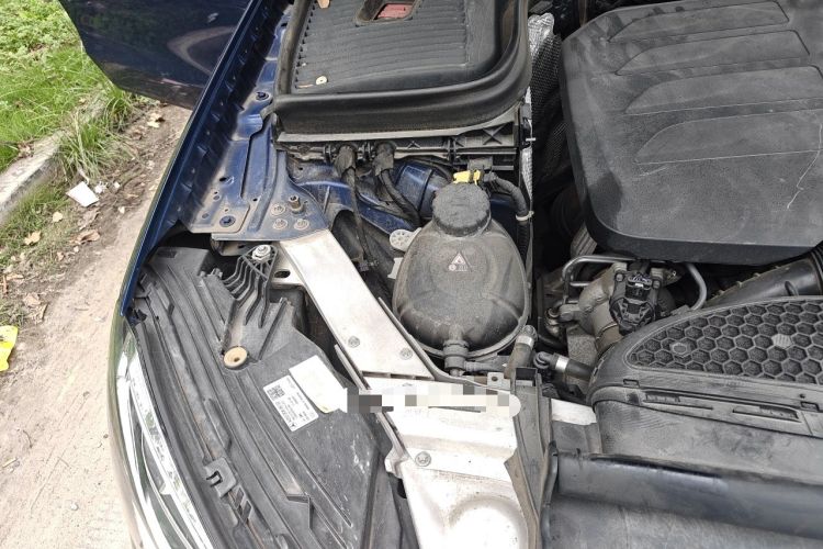Used Mercedes-Benz GLC Coupe 2020 GLC 260 4MATIC Coupe SUV Engine Bay Right