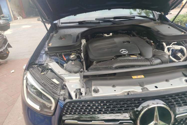 Used Mercedes-Benz GLC Coupe 2020 GLC 260 4MATIC Coupe SUV Engine Bay Right