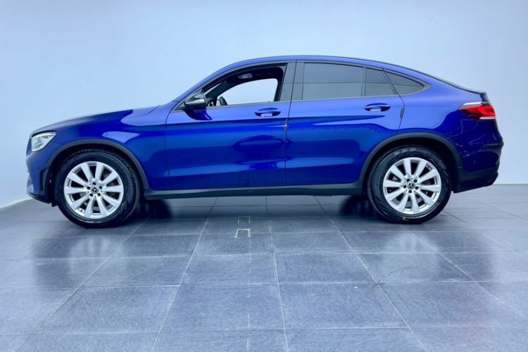 Used Mercedes-Benz GLC Coupe 2020 GLC 260 4MATIC Coupe SUV Exterior 5