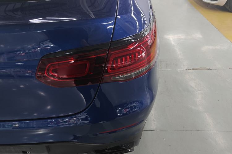 Used Mercedes-Benz GLC Coupe 2020 GLC 300 4MATIC Coupe SUV Exterior 6