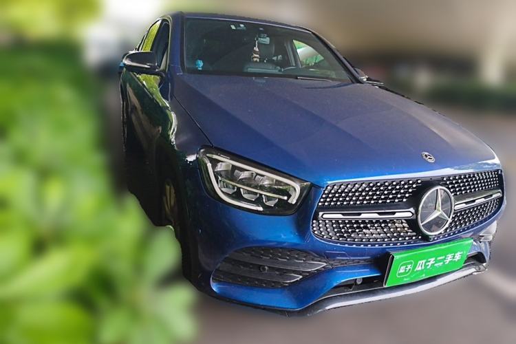 Used Mercedes-Benz GLC Coupe 2020 GLC 260 4MATIC Coupe SUV Front Right 45 Deg