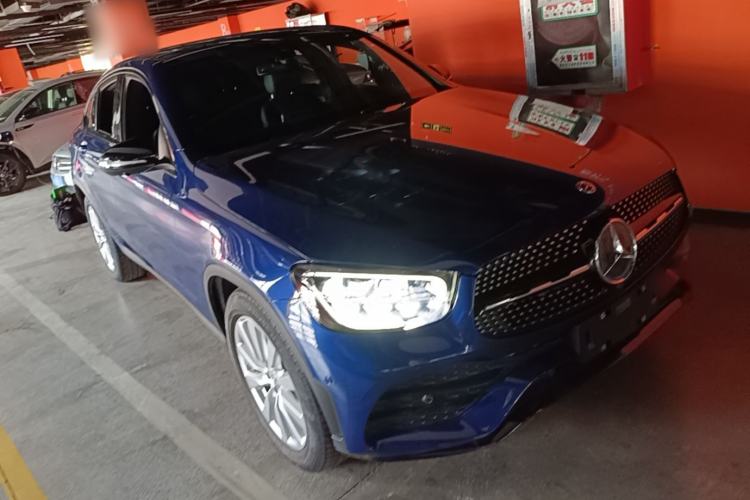 Used Mercedes-Benz GLC Coupe 2020 GLC 260 4MATIC Coupe SUV Front Right 45 Deg