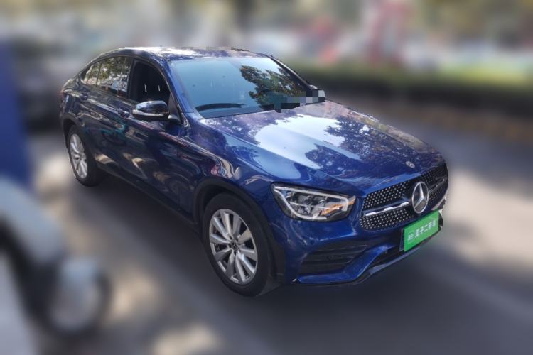 Used Mercedes-Benz GLC Coupe 2020 GLC 260 4MATIC Coupe SUV Front Right 45 Deg
