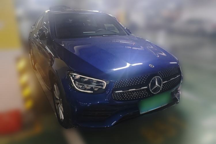Used Mercedes-Benz GLC Coupe 2020 GLC 260 4MATIC Coupe SUV Front Right 45 Deg