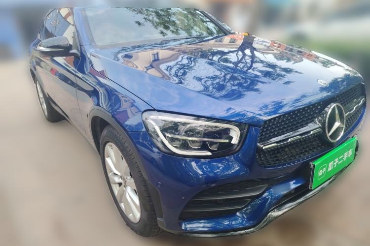Used Mercedes-Benz GLC Coupe 2020 GLC 260 4MATIC Coupe SUV Front Right 45 Deg