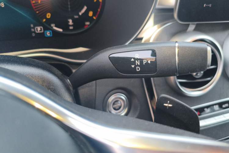 Used Mercedes-Benz GLC Coupe 2020 GLC 300 4MATIC Coupe SUV Gear Lever