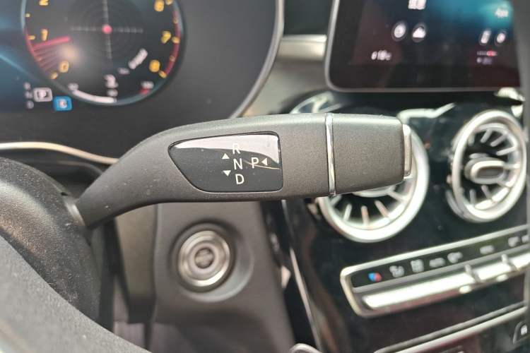 Used Mercedes-Benz GLC Coupe 2020 GLC 260 4MATIC Coupe SUV Gear Lever