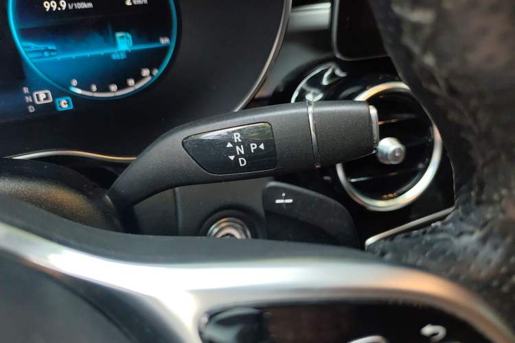 Used Mercedes-Benz GLC Coupe 2020 GLC 260 4MATIC Coupe SUV Gear Lever