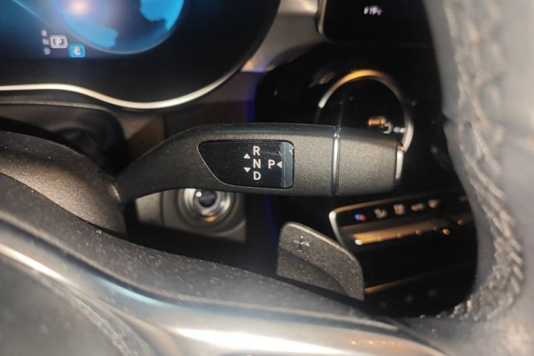 Used Mercedes-Benz GLC Coupe 2020 GLC 260 4MATIC Coupe SUV Gear Lever