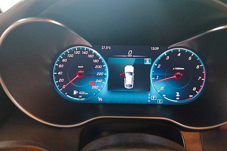Used Mercedes-Benz GLC Coupe 2020 GLC 260 4MATIC Coupe SUV Instrument Cluster
