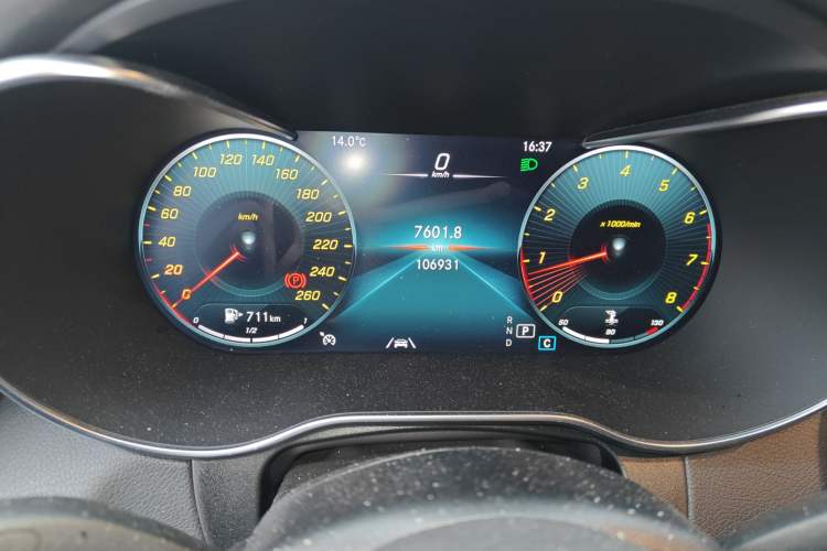 Used Mercedes-Benz GLC Coupe 2020 GLC 300 4MATIC Coupe SUV Instrument Cluster