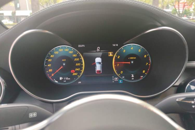 Used Mercedes-Benz GLC Coupe 2020 GLC 260 4MATIC Coupe SUV Instrument Cluster