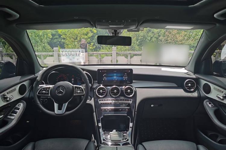 Used Mercedes-Benz GLC Coupe 2020 GLC 260 4MATIC Coupe SUV Interior 1