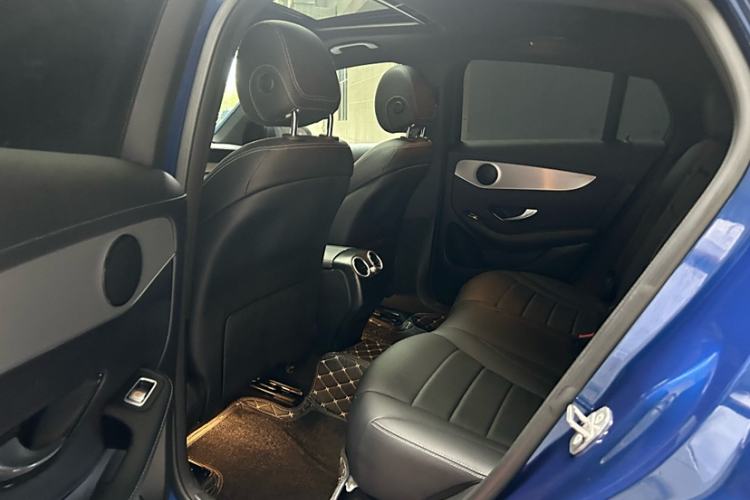 Used Mercedes-Benz GLC Coupe 2020 GLC 260 4MATIC Coupe SUV Interior 7