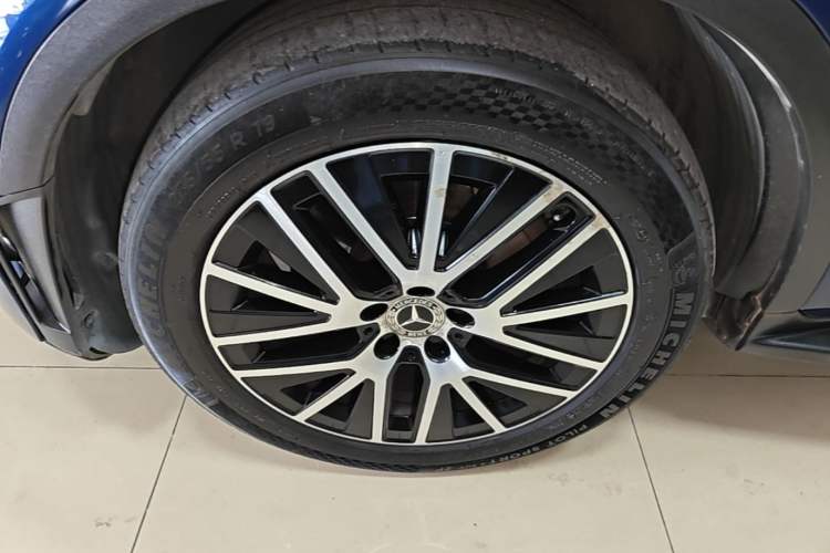 Used Mercedes-Benz GLC Coupe 2020 GLC 300 4MATIC Coupe SUV Left Front Wheel Hub