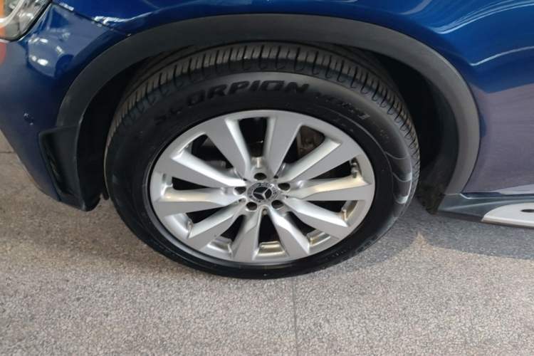 Used Mercedes-Benz GLC Coupe 2020 GLC 260 4MATIC Coupe SUV Left Front Wheel Hub