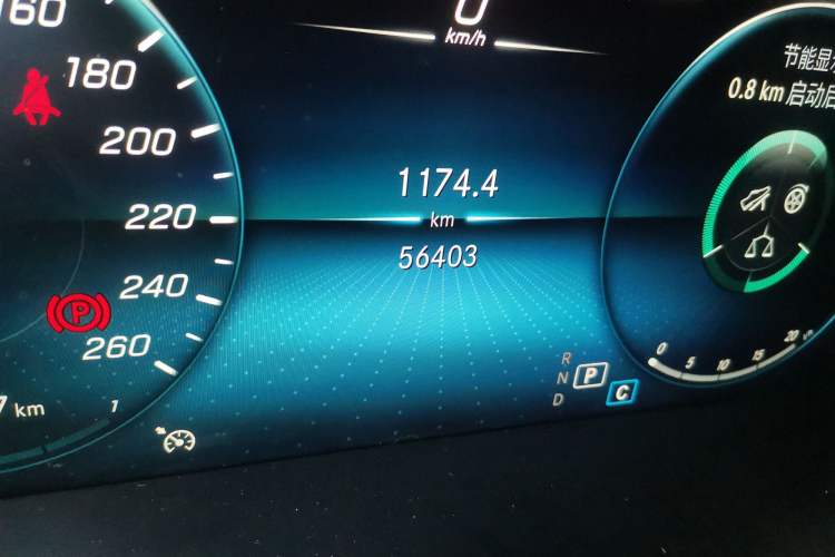 Used Mercedes-Benz GLC Coupe 2020 GLC 260 4MATIC Coupe SUV Odometer Close Up