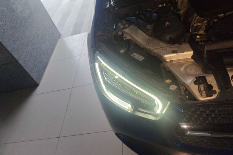 Used Mercedes-Benz GLC Coupe 2020 GLC 260 4MATIC Coupe SUV Right Front Headlight