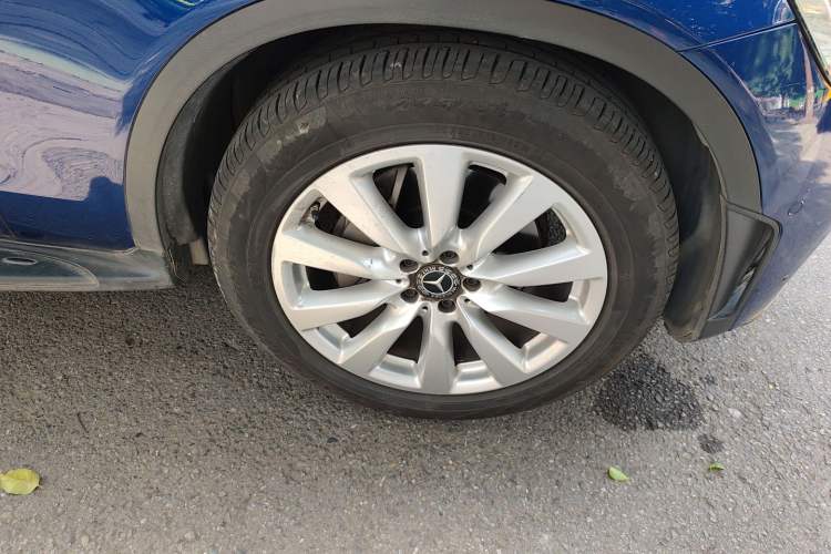 Used Mercedes-Benz GLC Coupe 2020 GLC 260 4MATIC Coupe SUV Right Front Wheel Hub