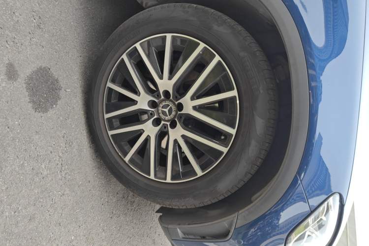 Used Mercedes-Benz GLC Coupe 2020 GLC 300 4MATIC Coupe SUV Right Front Wheel Hub