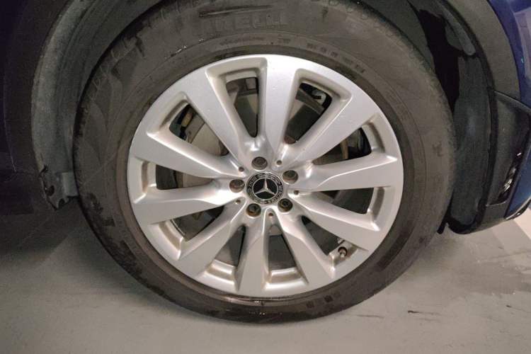 Used Mercedes-Benz GLC Coupe 2020 GLC 260 4MATIC Coupe SUV Right Front Wheel Hub