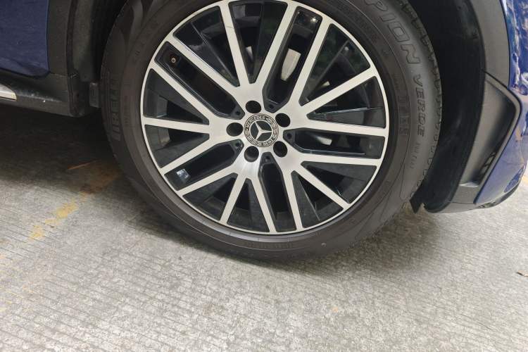 Used Mercedes-Benz GLC Coupe 2020 GLC 300 4MATIC Coupe SUV Right Front Wheel Hub