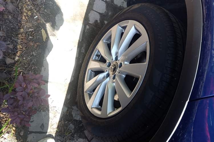 Used Mercedes-Benz GLC Coupe 2020 GLC 260 4MATIC Coupe SUV Right Rear Wheel Hub