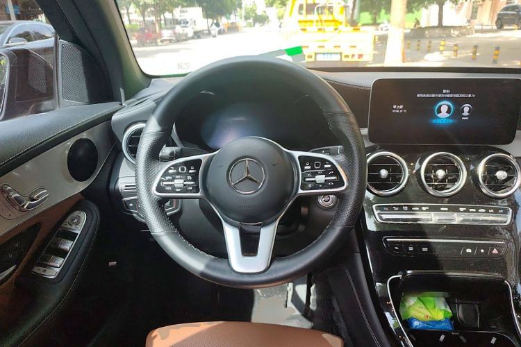 Used Mercedes-Benz GLC Coupe 2020 GLC 260 4MATIC Coupe SUV Steering Wheel