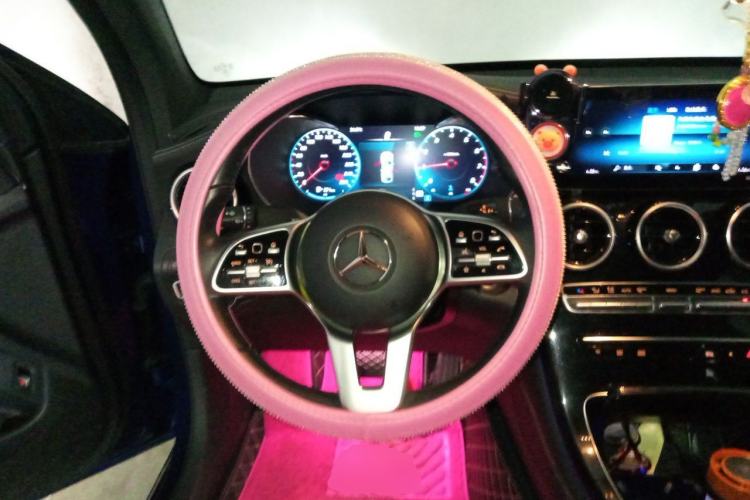 Used Mercedes-Benz GLC Coupe 2020 GLC 260 4MATIC Coupe SUV Steering Wheel