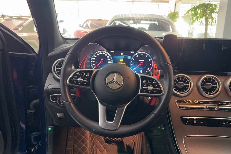 Used Mercedes-Benz GLC Coupe 2020 GLC 300 4MATIC Coupe SUV Steering Wheel