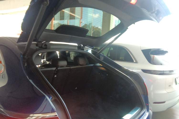 Used Mercedes-Benz GLC Coupe 2020 GLC 260 4MATIC Coupe SUV Trunk