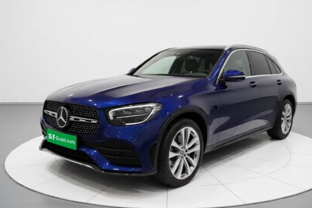 Ojetý Mercedes-Benz GLC Coupe 2020 GLC 260 4MATIC Coupe SUV