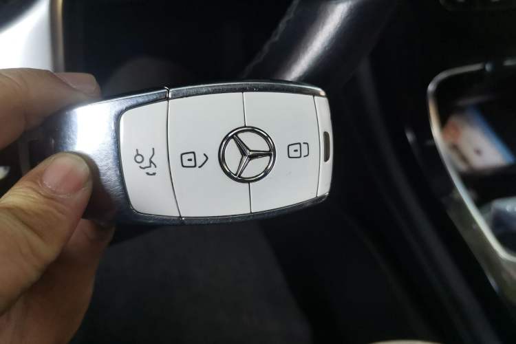 Used Mercedes-Benz GLC Coupe 2020 GLC 260 4MATIC Coupe SUV Vehicle Key
