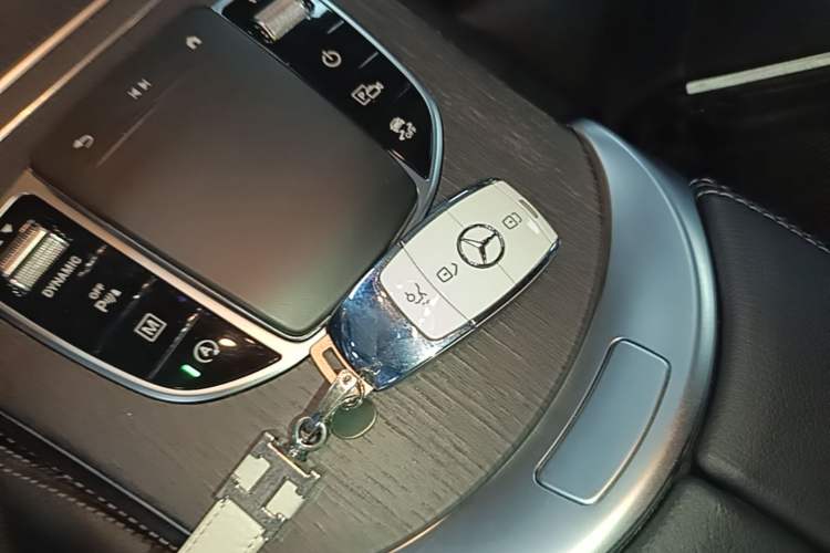 Used Mercedes-Benz GLC Coupe 2020 GLC 300 4MATIC Coupe SUV Vehicle Key