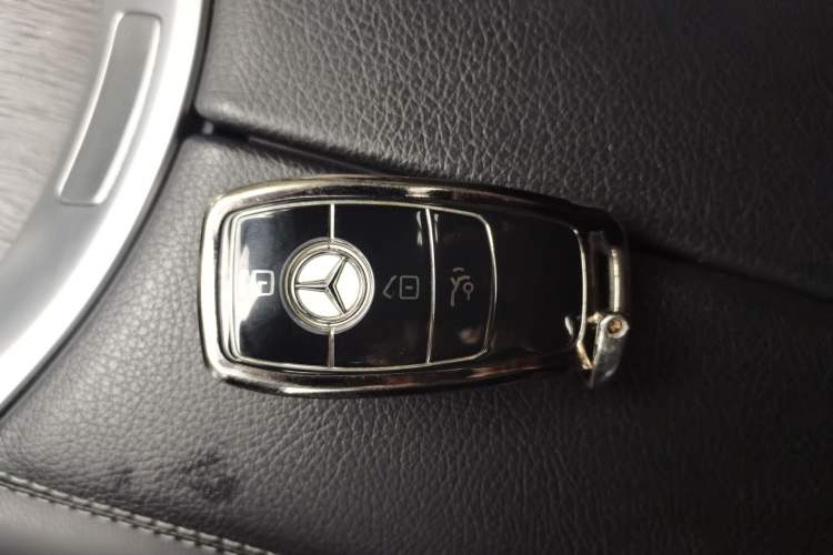 Used Mercedes-Benz GLC Coupe 2020 GLC 300 4MATIC Coupe SUV Vehicle Key