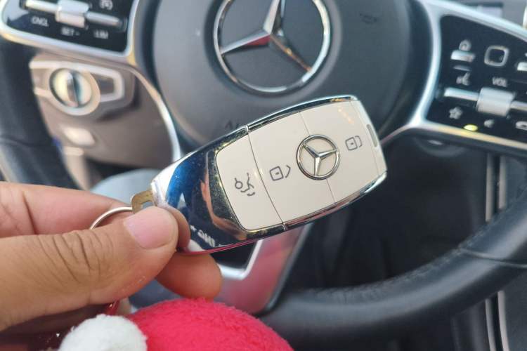 Used Mercedes-Benz GLC Coupe 2020 GLC 300 4MATIC Coupe SUV Vehicle Key