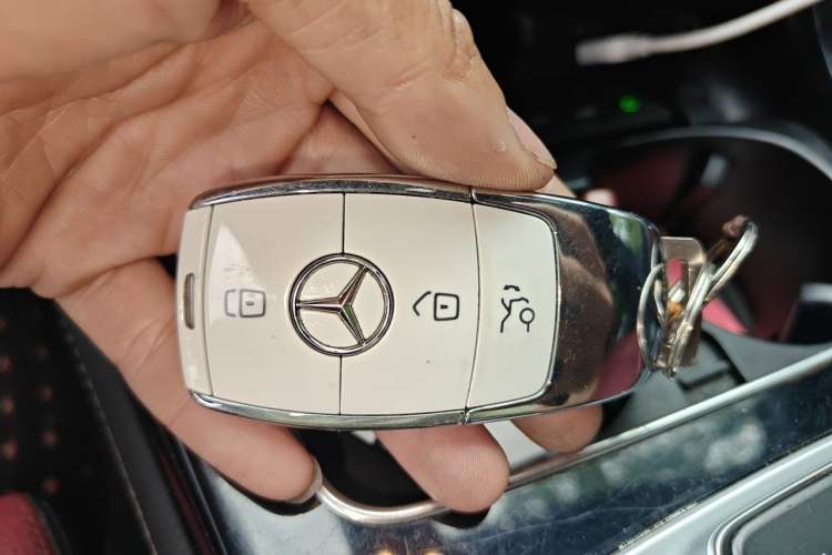 Used Mercedes-Benz GLC Coupe 2020 GLC 260 4MATIC Coupe SUV Vehicle Key