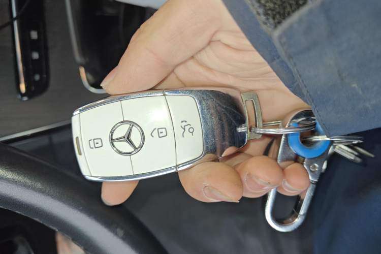 Used Mercedes-Benz GLC Coupe 2020 GLC 300 4MATIC Coupe SUV Vehicle Key