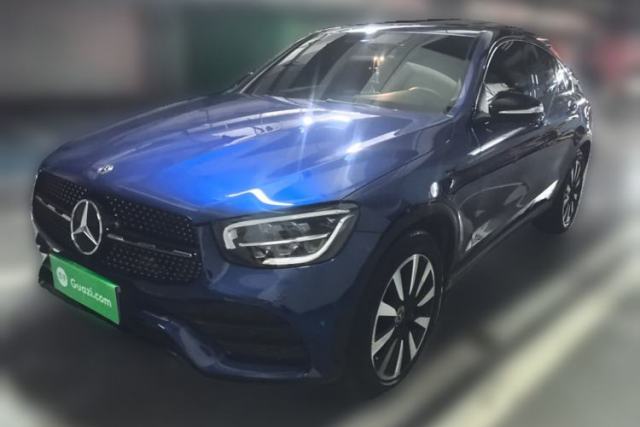 Ojetý Mercedes-Benz GLC Coupe 2020 GLC 260 4MATIC Coupe SUV