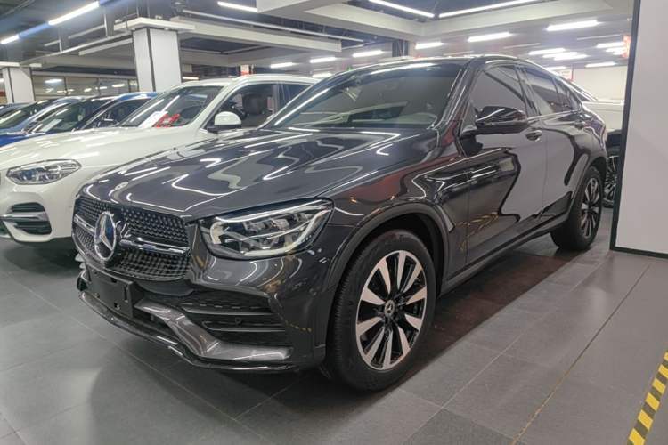 Used Mercedes-Benz GLC Coupe 2020 GLC 260 4MATIC Coupe SUV Guazi used car, China used car export, Used car for sale, Used Mercedes-Benz cars, Cheapest cars for sale