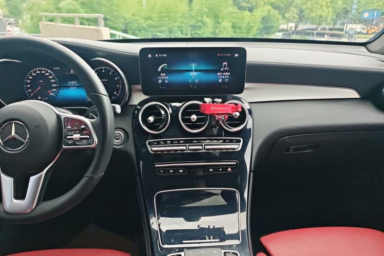 Used Mercedes-Benz GLC Coupe 2020 GLC 260 4MATIC Coupe SUV Audio And AC Panel