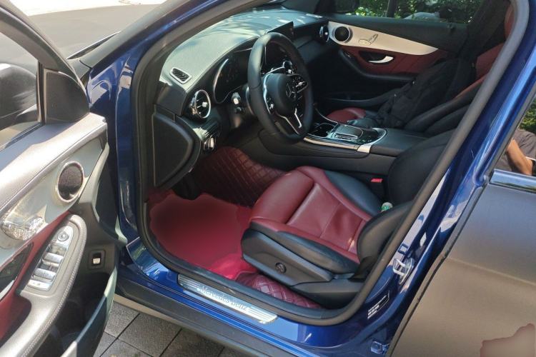 Used Mercedes-Benz GLC Coupe 2020 GLC 260 4MATIC Coupe SUV Driver Seat